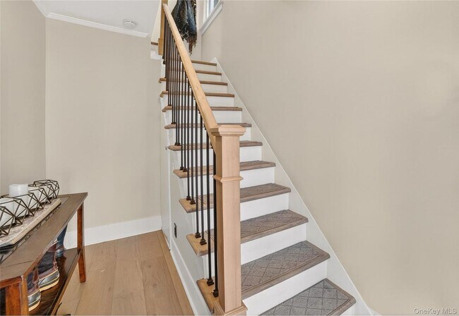 Building Photo - 1408 Henry Ave