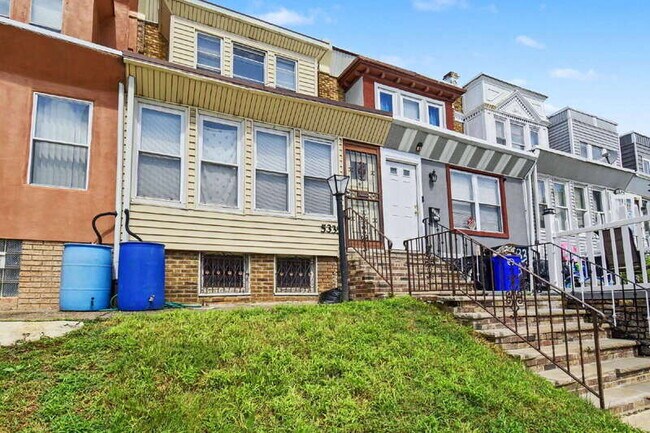 Building Photo - 5335 Willows Ave