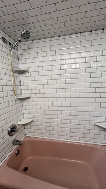 Building Photo - 15 Norfolk Ct