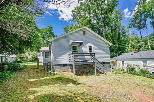Building Photo - 30 Idlewood Dr