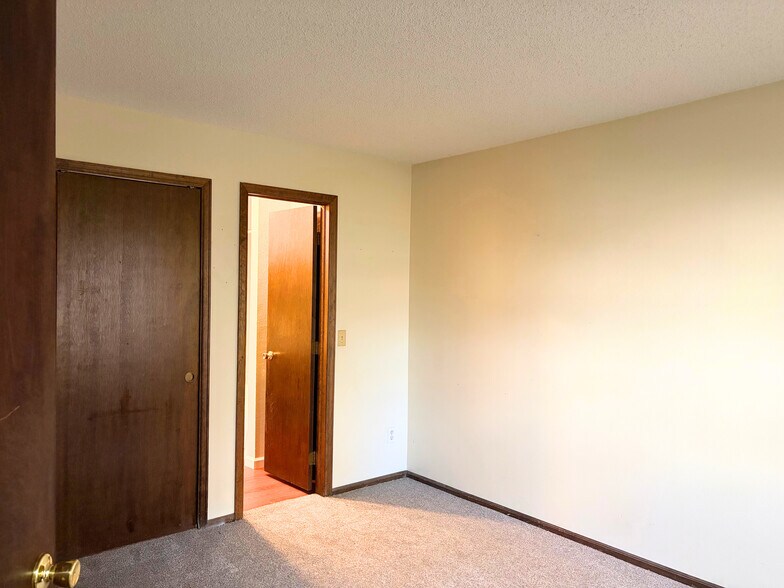 Building Photo - 12142 Bannock Cir