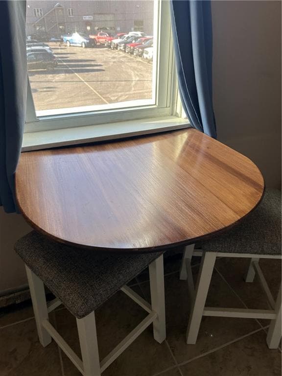 Building Photo - 401 Ten Rod Rd