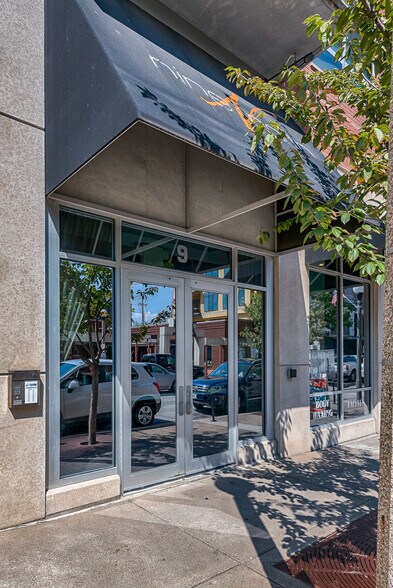 Building Photo - 9 N Euclid Ave