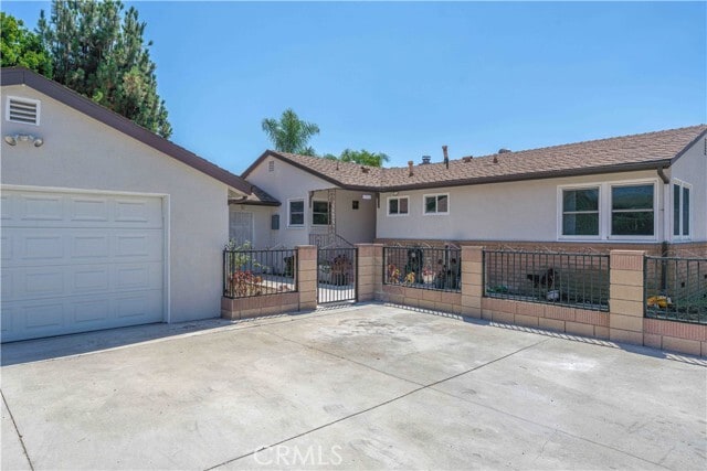 Building Photo - 17916 Gridley Rd