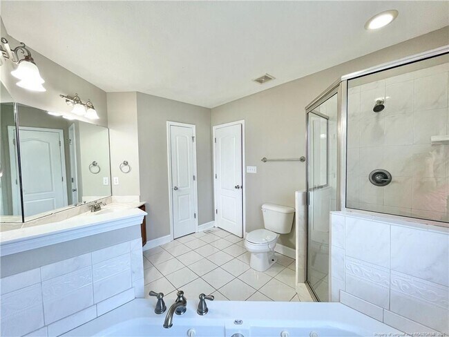 Building Photo - 108 Canyon Ct