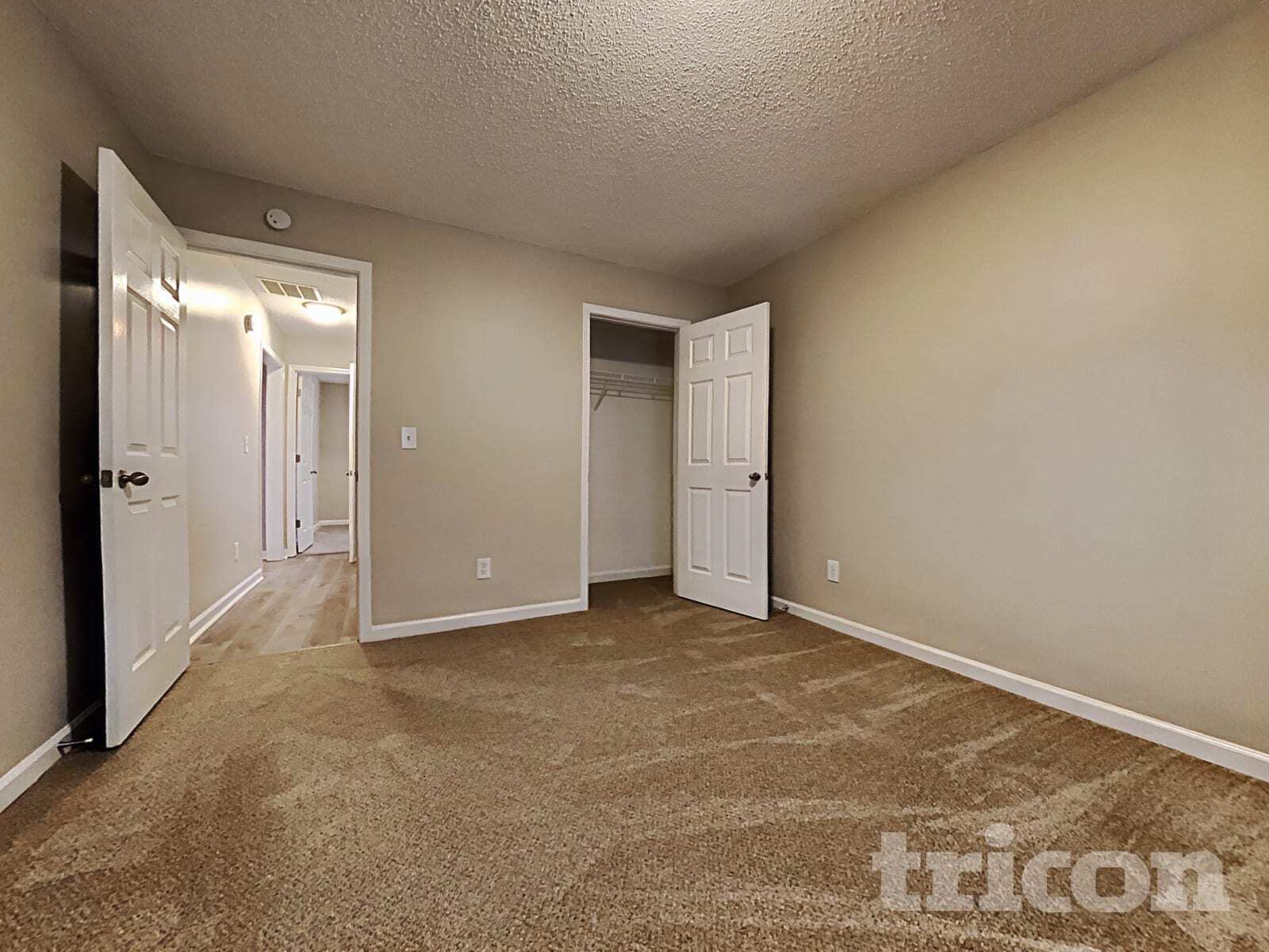 Building Photo - 1607 Amalie Dr