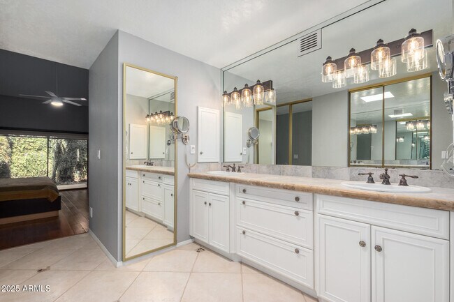 Building Photo - 8513 N 84th St