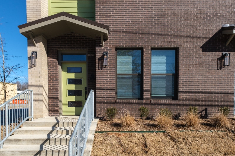 Building Photo - 303 Park St