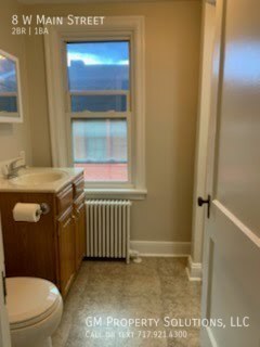 Building Photo - Renovated  2 Bed 1 Bath Townhome  For Rent!