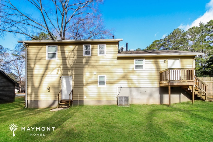 Building Photo - 9046 Southcrest Ct