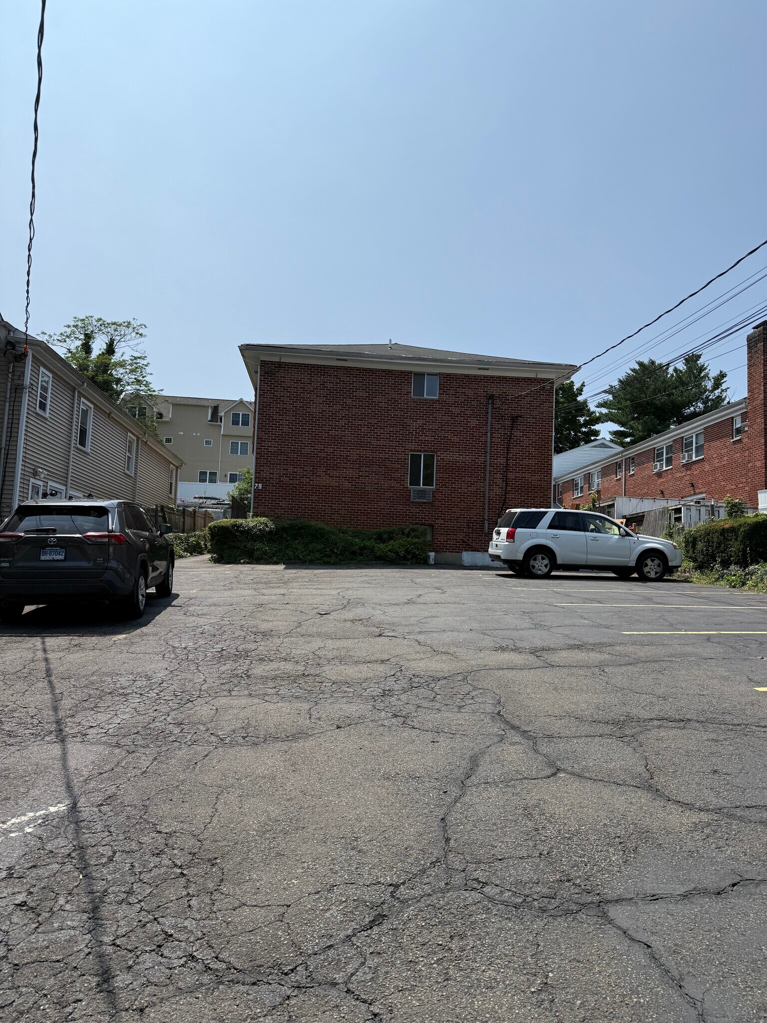 Building Photo - 79 Webb Ave