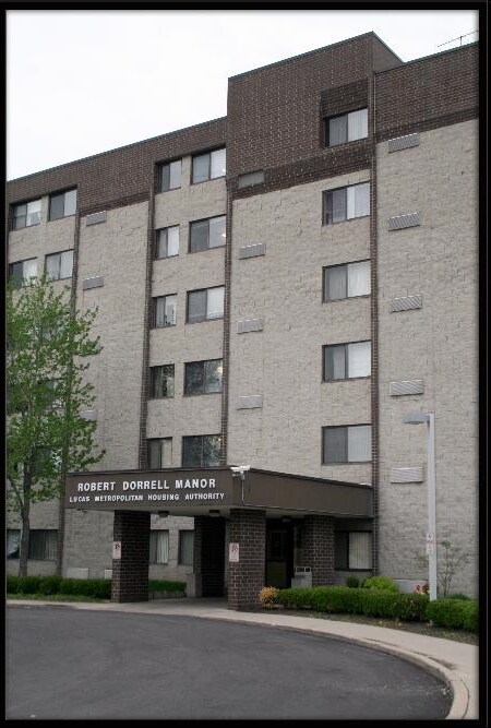 Building Photo - Robert Dorrell Manor