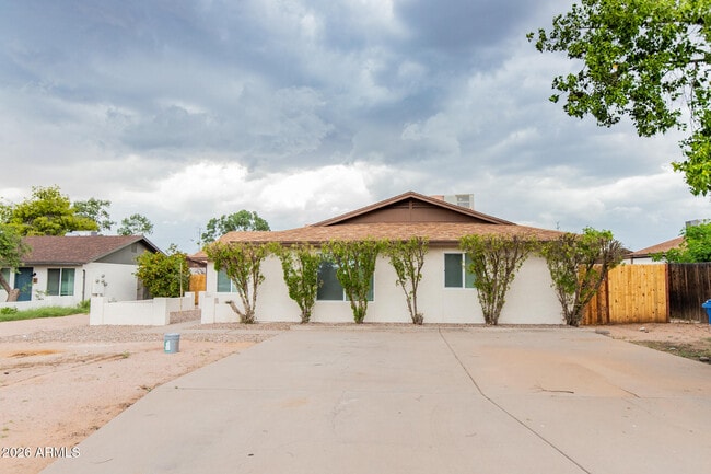 Building Photo - 4644 E Caballero St