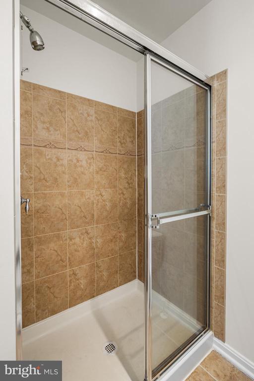 Building Photo - 129 Hearth Ct