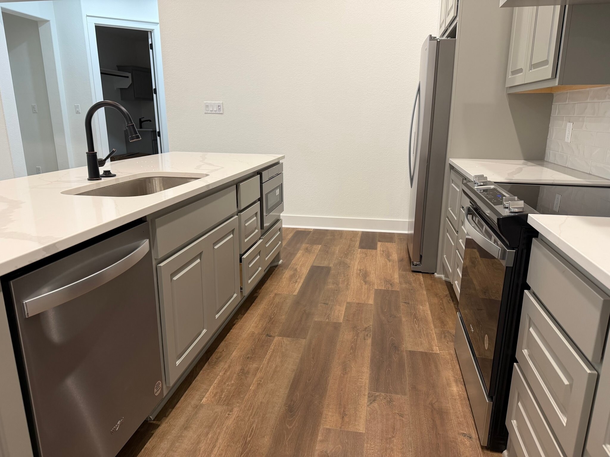 Building Photo - 5041 Mooney Fls Dr