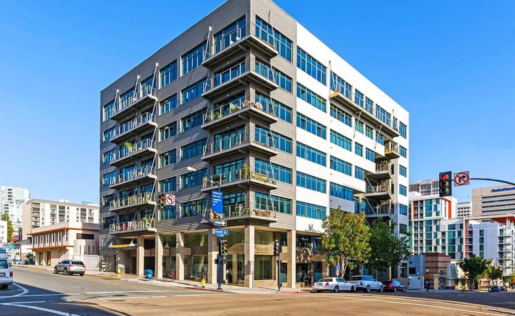 Building Photo - 1551 4th Ave