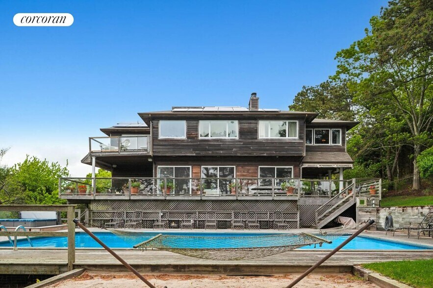 Building Photo - 32 S Beach Rd