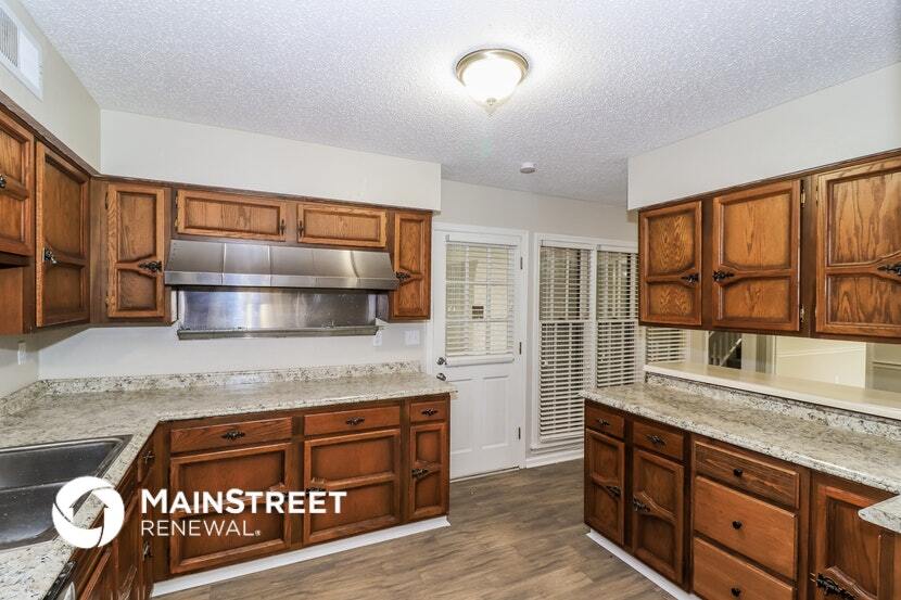 Building Photo - 6608 Imperial Oak Dr