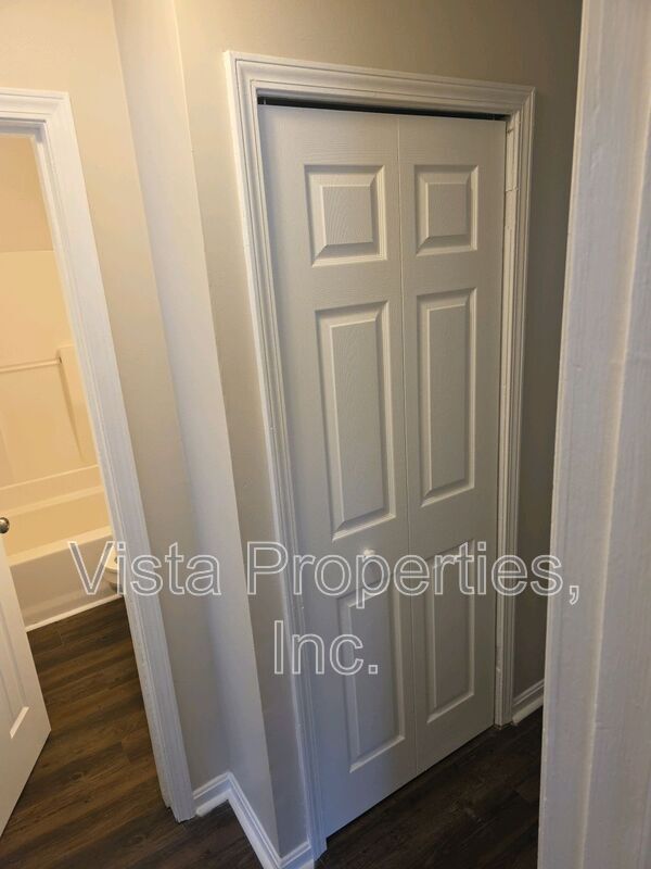 Building Photo - 4816 Andalusia Ln