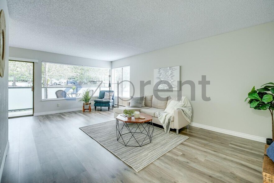 Building Photo - Unit 407