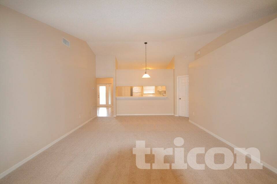 Building Photo - 1817 Landside Dr