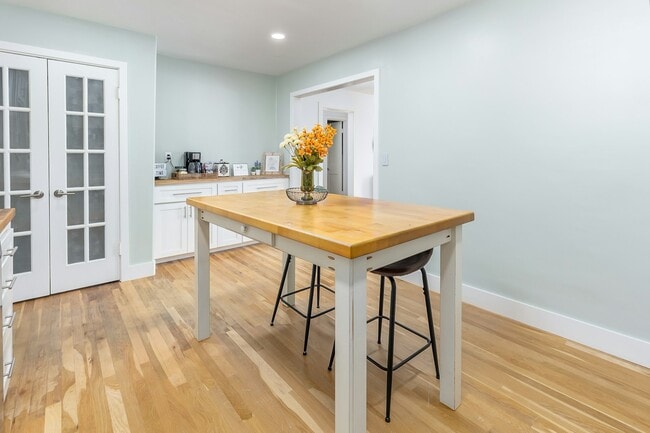 Building Photo - 2109 NW 36th St