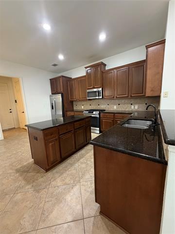 Building Photo - 4525 W University Blvd