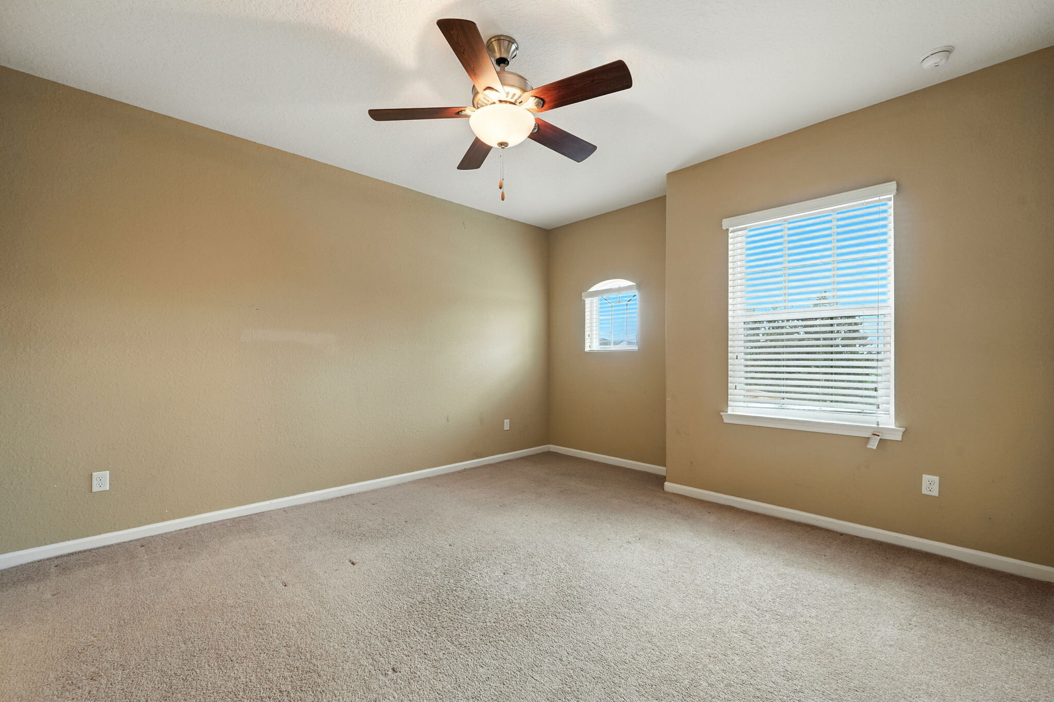 Building Photo - 4898 Belle Vue Breeze Loop