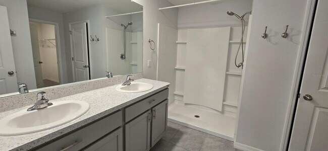 Building Photo - 8557 Triumph Cir