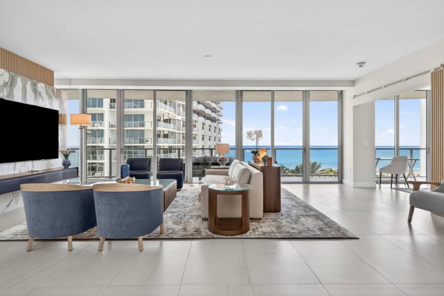 Building Photo - 3100 N Ocean Dr