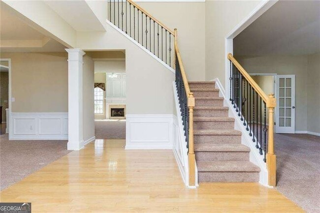 Building Photo - 4987 Rustic Canyon Dr