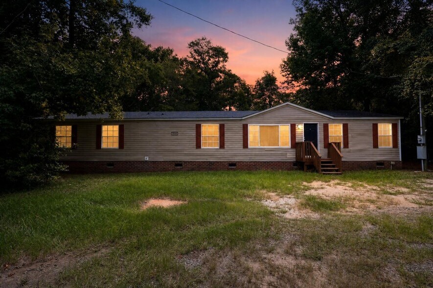 Building Photo - 3520 Jack Kelly Rd