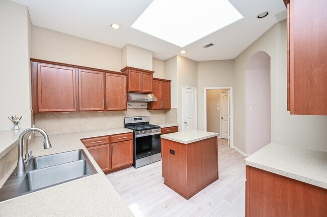 Building Photo - 6942 Hamilton Falls Ln
