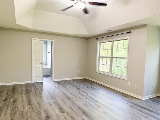 Building Photo - 2959 Belfaire Crest Ct