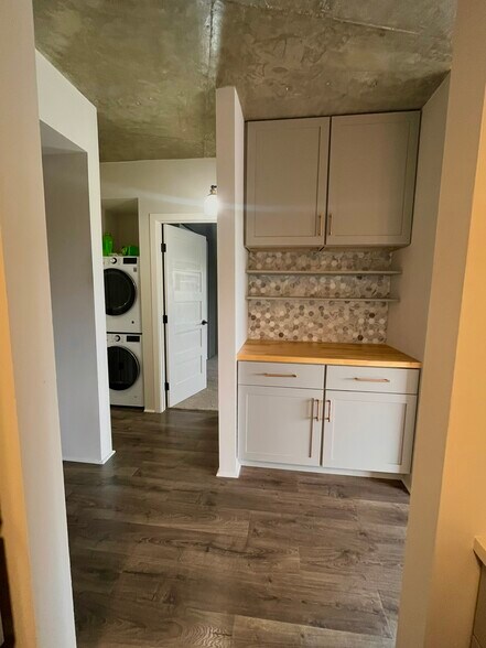 Building Photo - 3151 Dean Ct