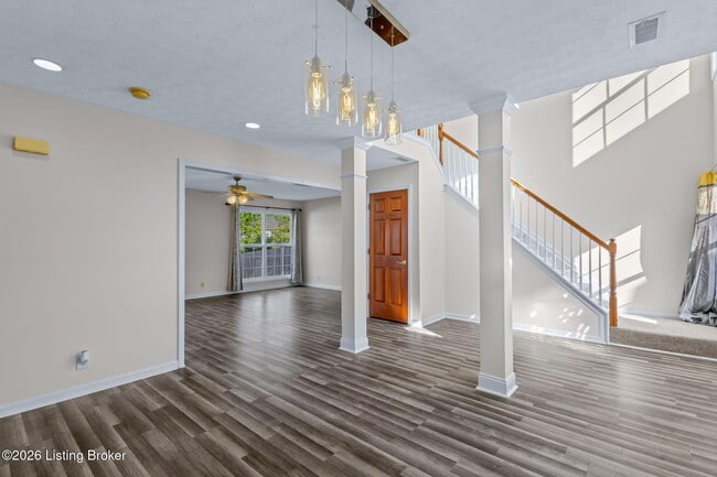 Building Photo - 5001 Middlesex Dr