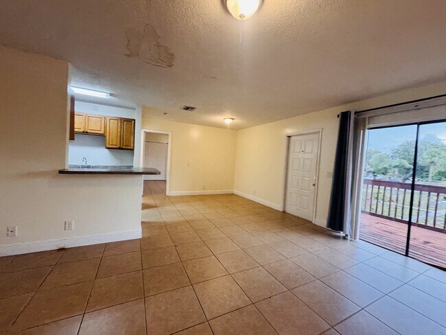 Building Photo - 7 Crossings Cir
