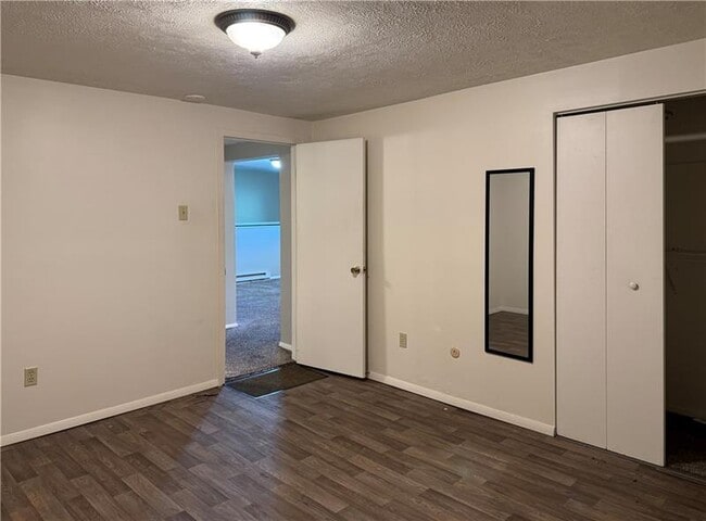 Building Photo - 505 McKee Ave