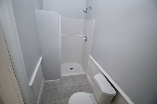 Building Photo - Exclusively Offered by Muse Realty Rentals...