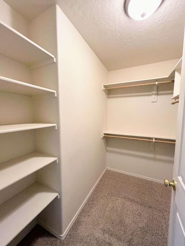 Building Photo - 1129 Golden Pheasant Dr