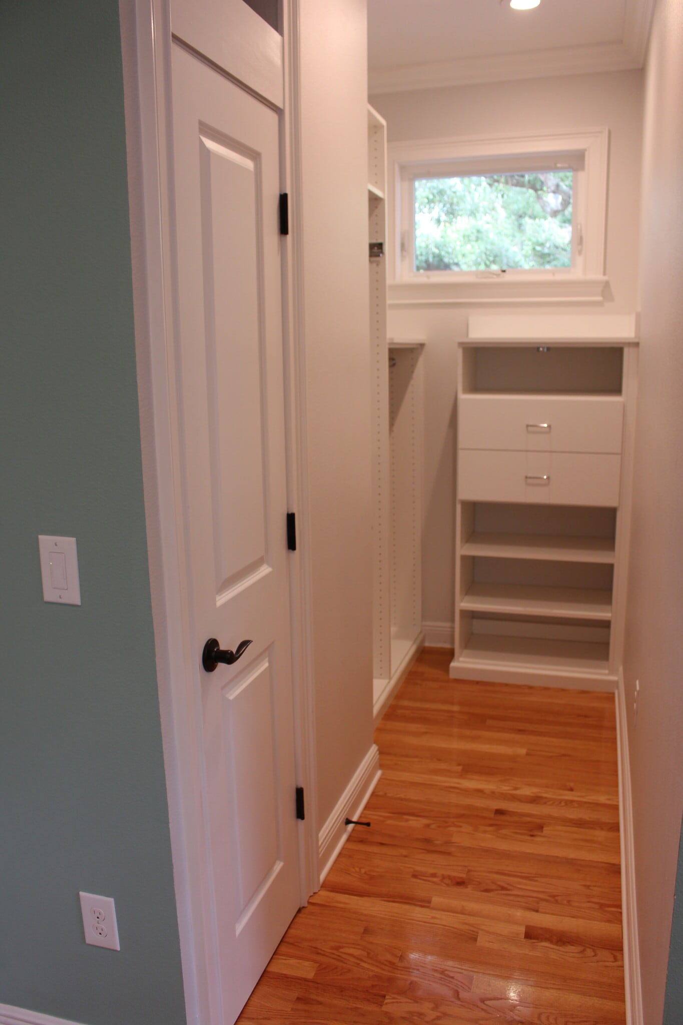 Custom Built-in Closet - 3319 W Granada St
