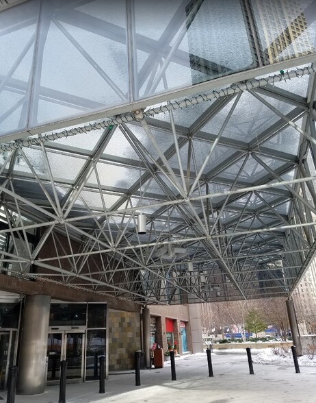 Building Photo - 405 N Wabash Ave