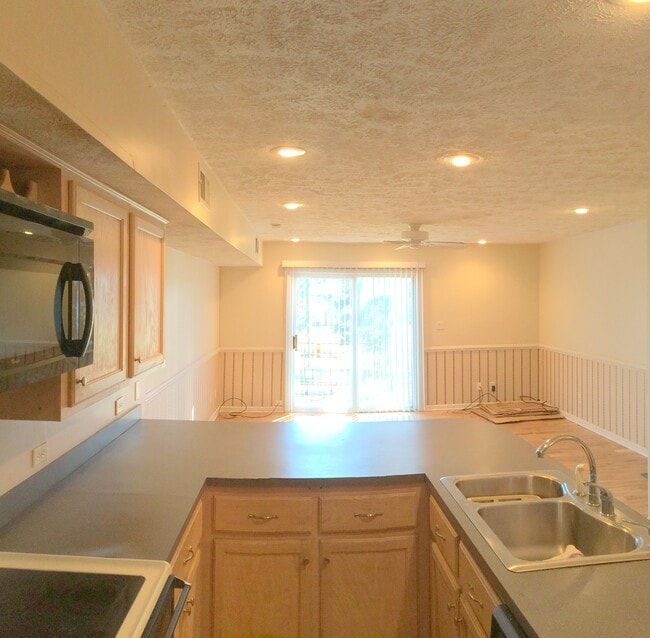 Condo 110 - 7 Foxfire Blvd