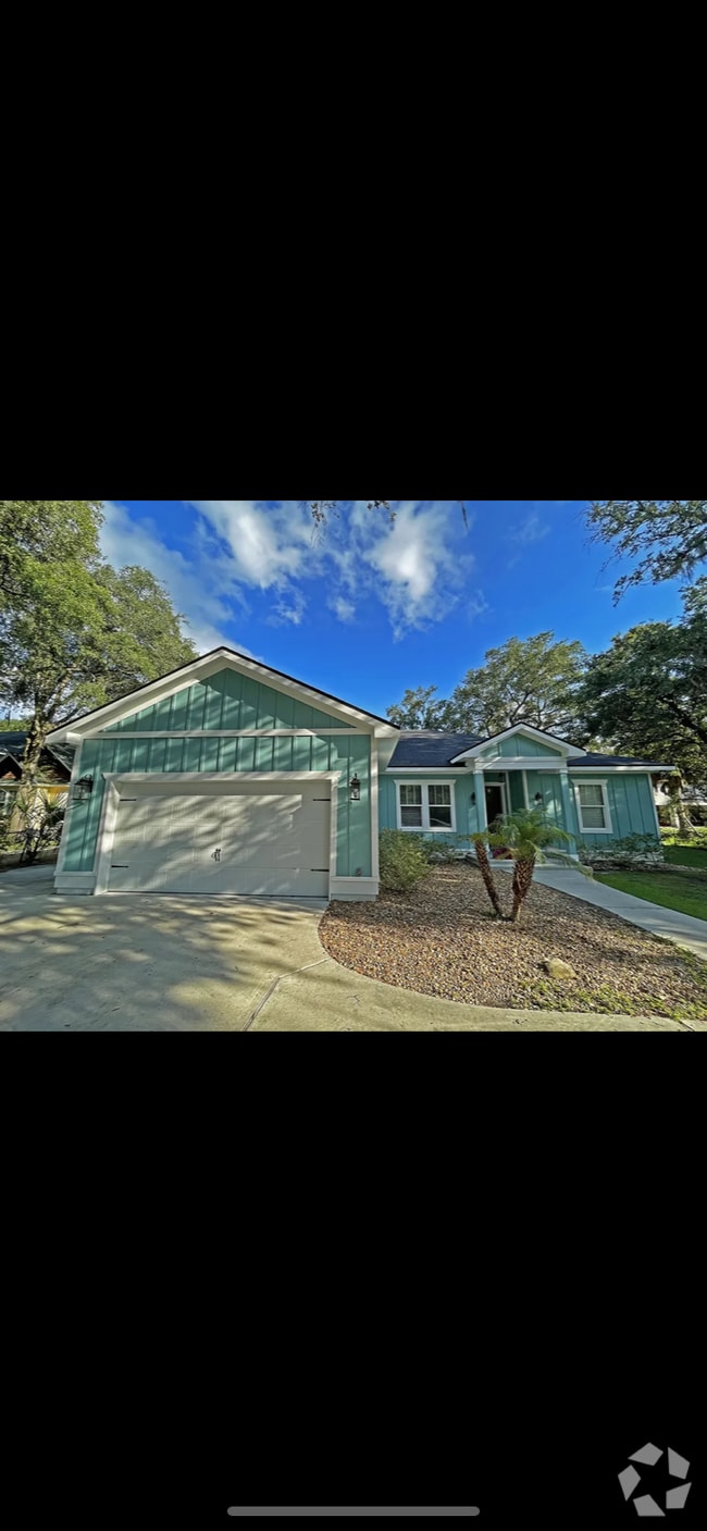 Building Photo - 87570 Roses Bluff Rd