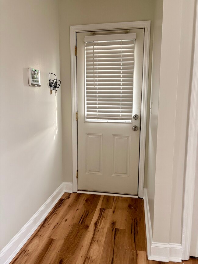 Building Photo - 101 Lael Ct