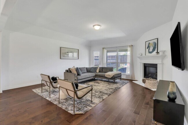 Building Photo - 1507 Fairweather Way