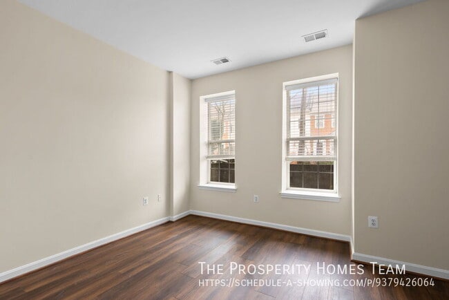 Building Photo - 5569 Lanier Ave