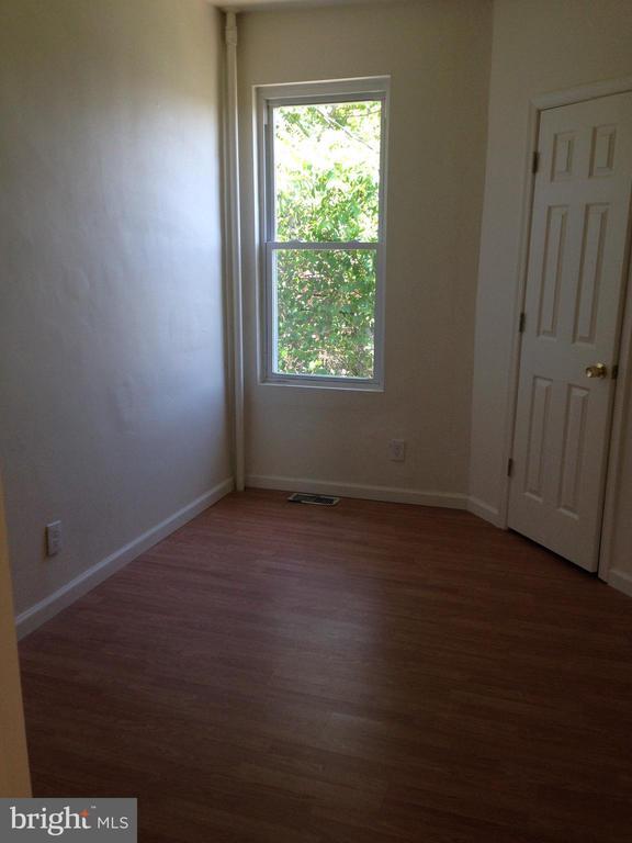Building Photo - 621 Linnard St