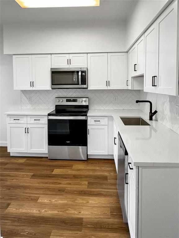 Building Photo - 11731 Lakeside Pl Dr