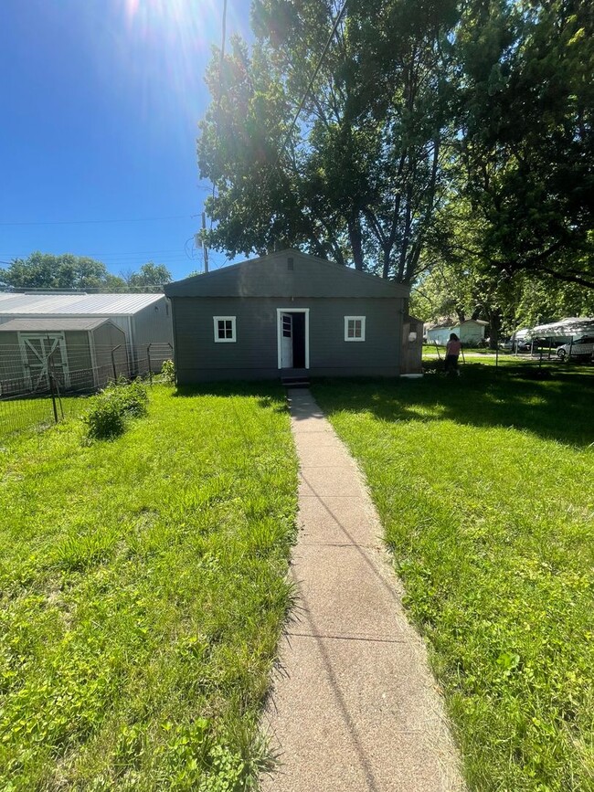 Building Photo - Home for Rent in Bellevue NE!